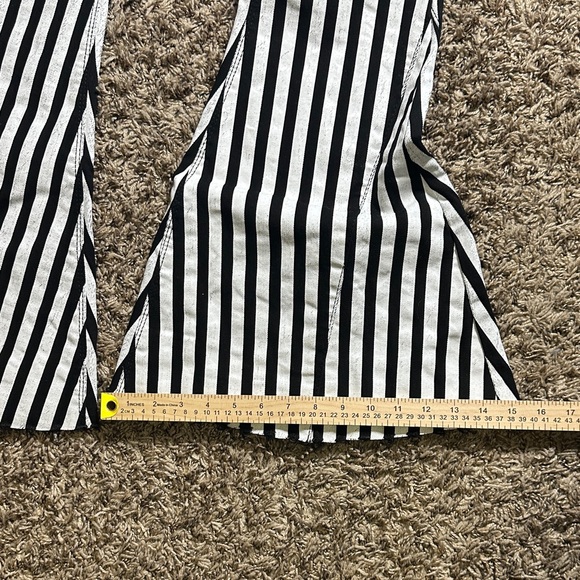 L&B Lucky & Blessed Monochrome Striped Flare Pants Size 4 - Picture 7 of 12